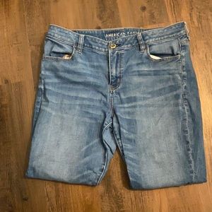 American Eagle Low-Rise Jeggings